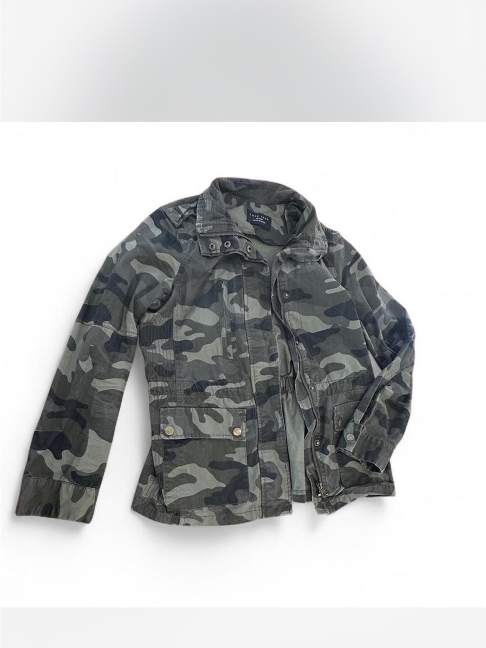 Love Tree Camo Jacket - Olive Green & Black